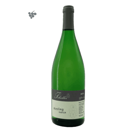 lieblicher Schoppenwein Mosel der Rebsorte Riesling in der praktischen Literflasche